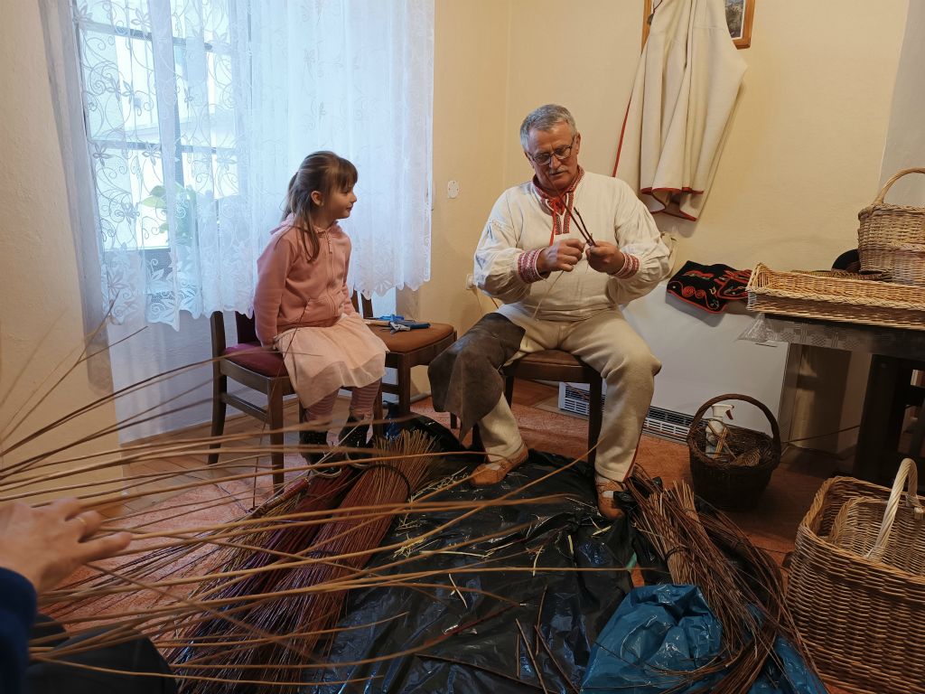 Odkaz na stránku s fotogalériami z podujatí a výstav na Kežmarskom hrade za rok 2023.